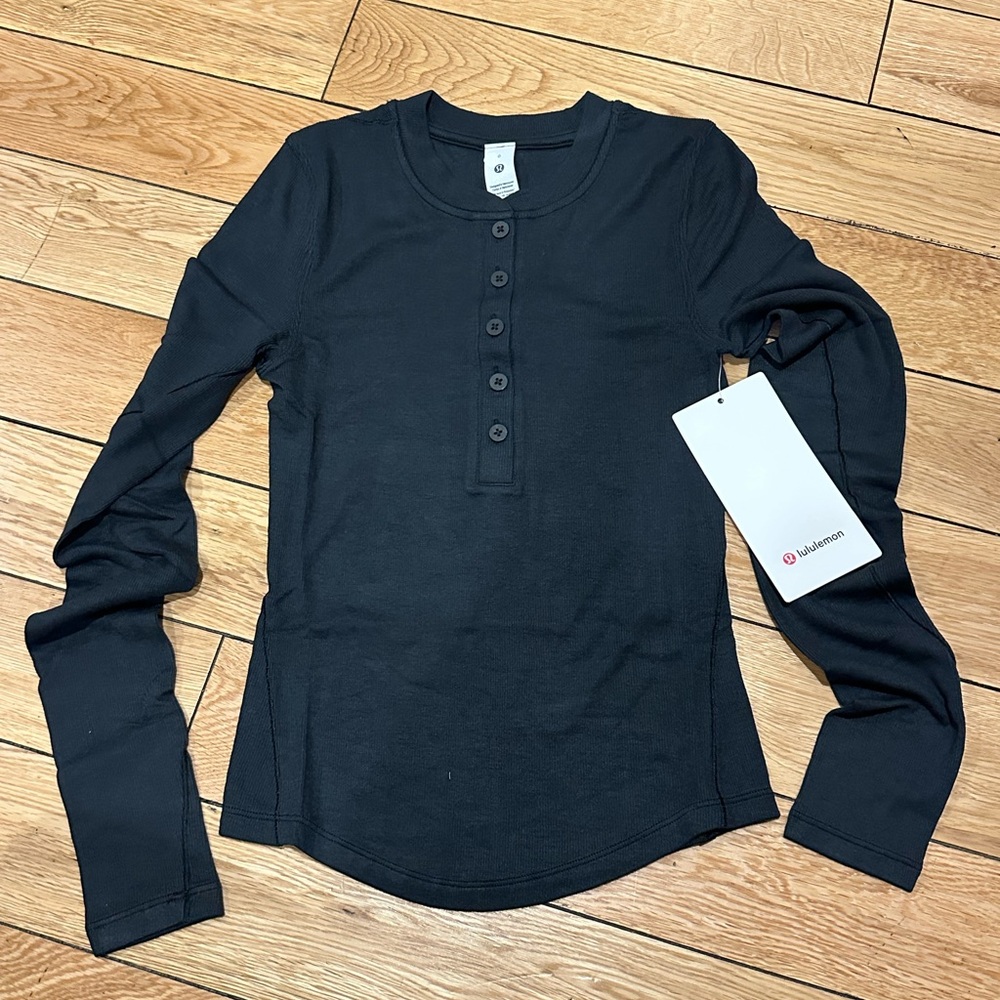 NWT- Lululemon Hold Tight Long Sleeve Henley
